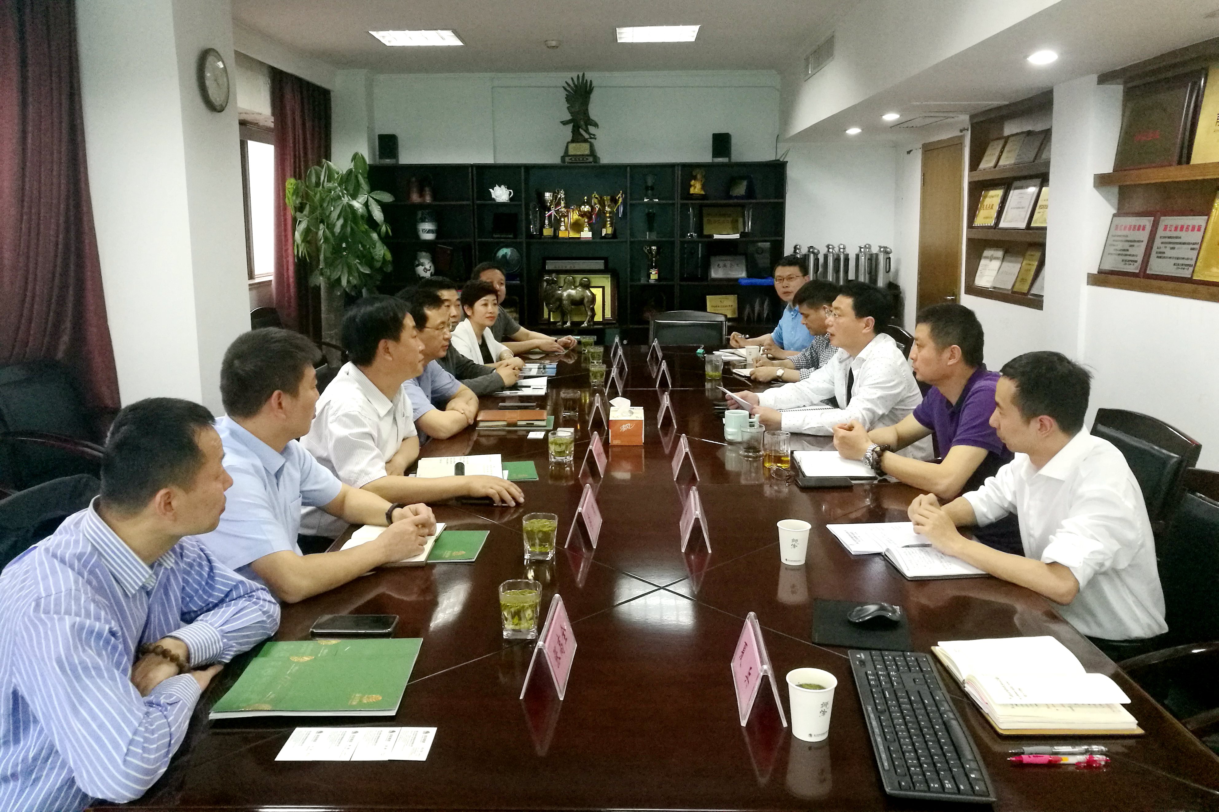 陕西省泾阳县委书记张渭一行莅临开云（中国）考察交流