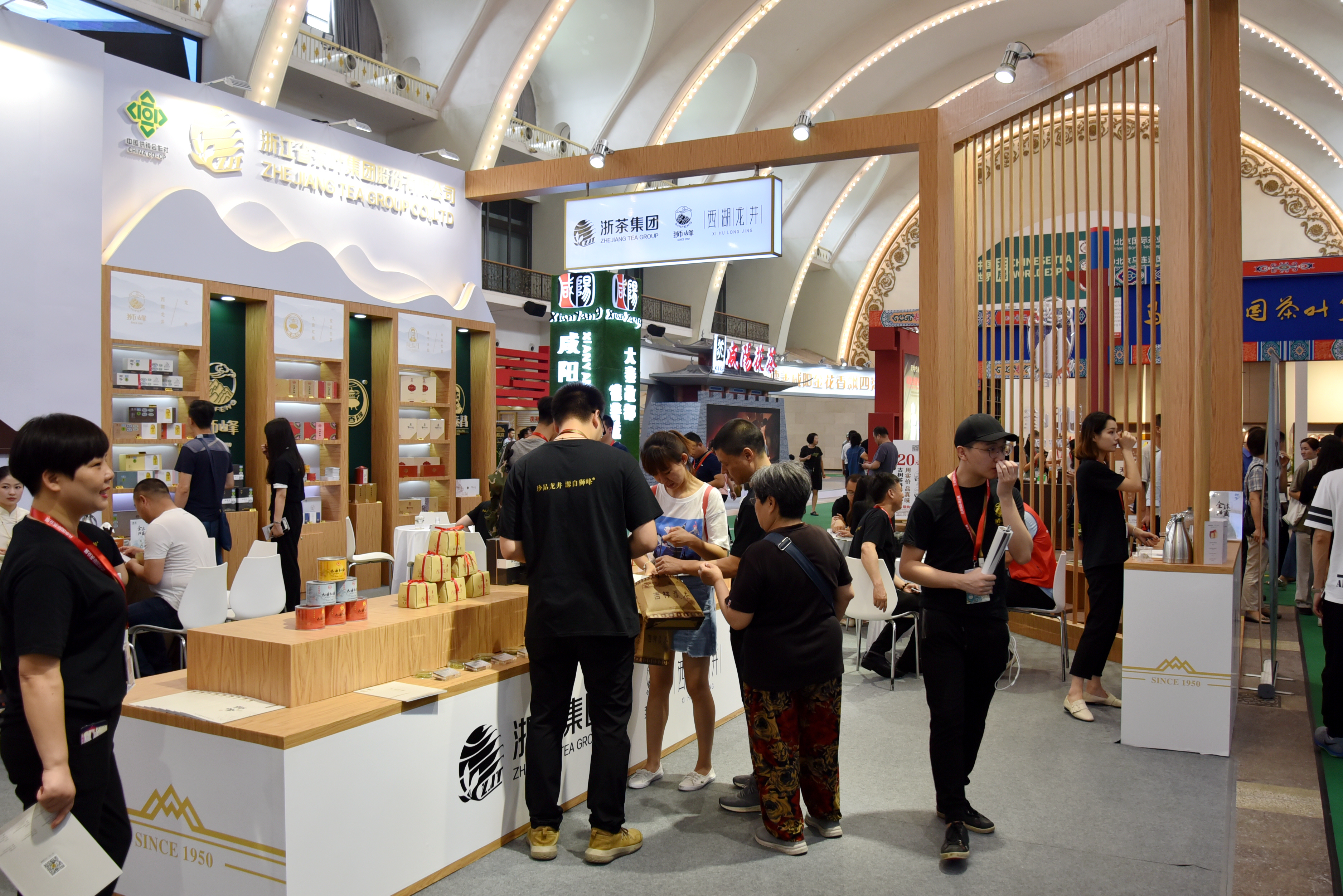 品牌引领，创新未来——开云（中国）亮相北京2019“两展一节”