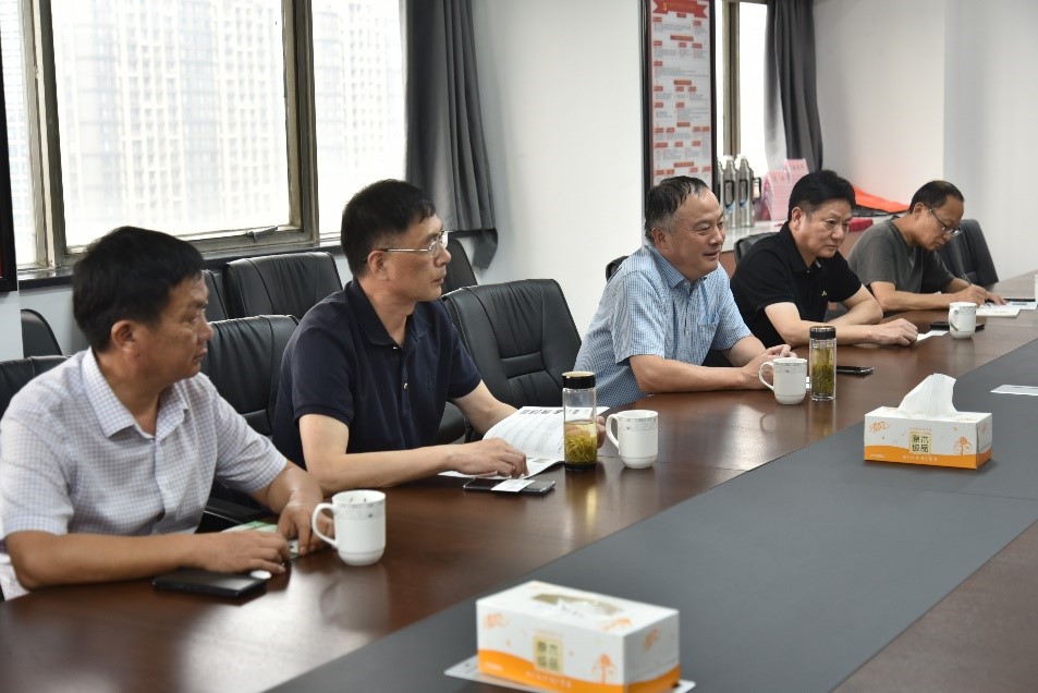 安徽皖垦茶叶集团书记、董事长张国祥一行到开云（中国）考察交流