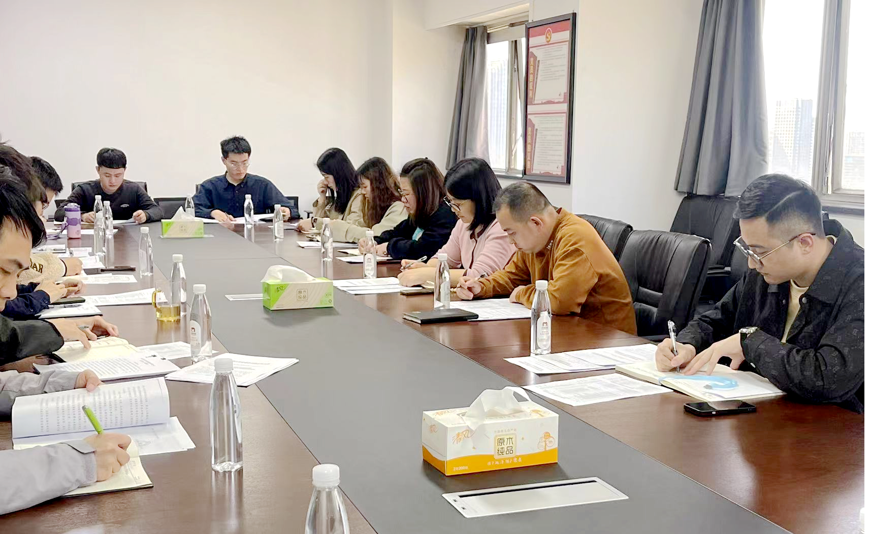 开云（中国）召开2024年第一季度监事会工作会议