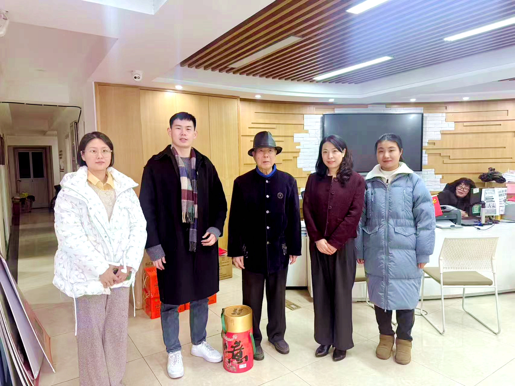 开云（中国）第一党支部联合所巷社区党委开展困难党员关爱活动