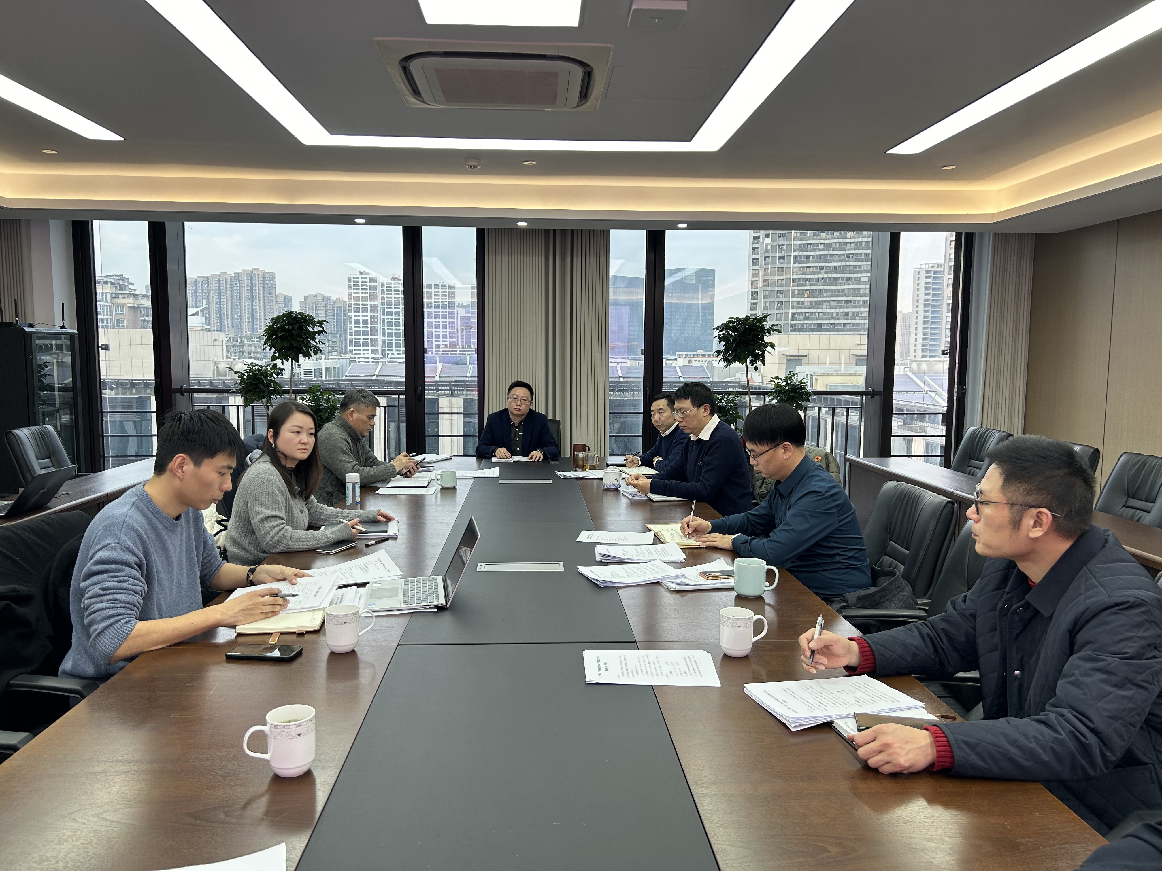 开云（中国）党委理论学习中心组专题学习兴合集团第二次党代会精神