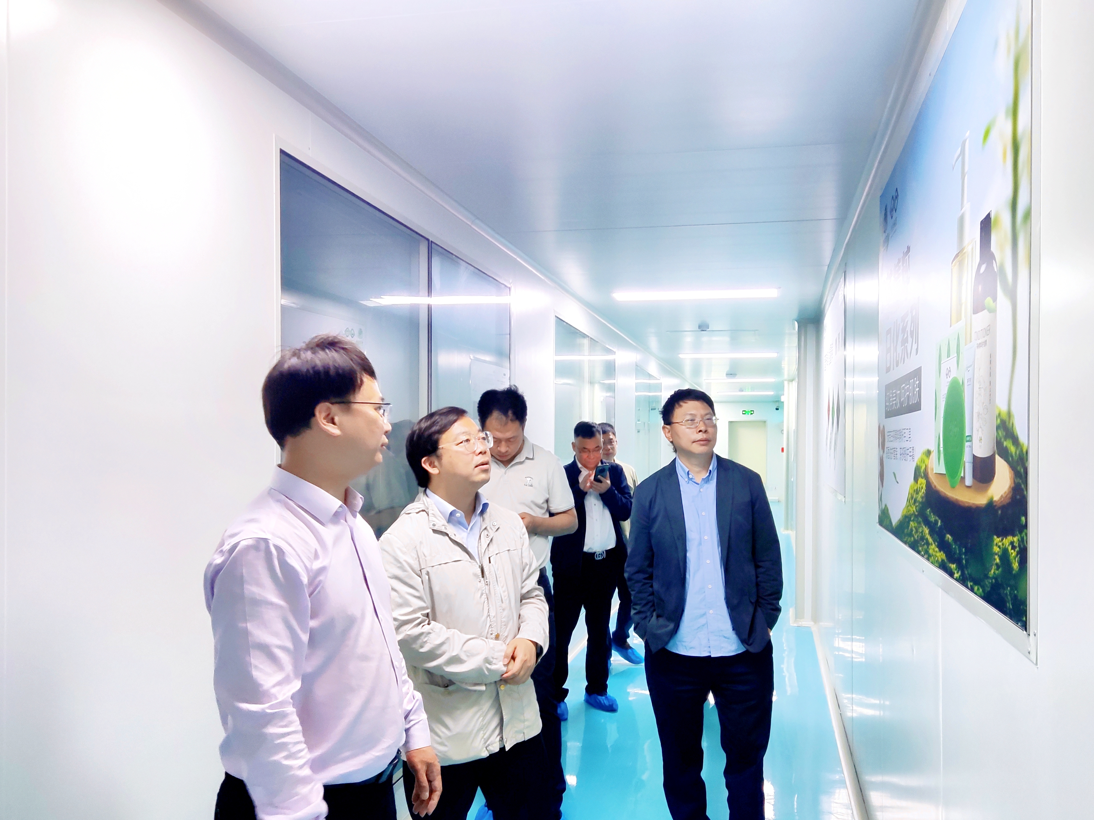 省供销社生产资料处处长陈掌军一行赴开云（中国）兴合科技公司开展安全专项检查