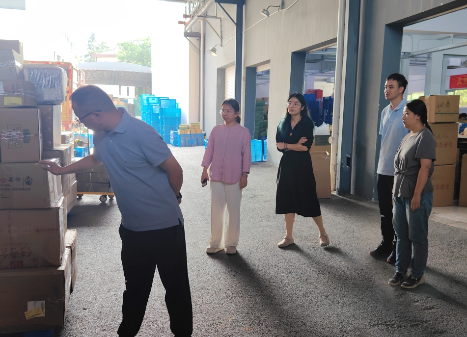 狮峰茶业公司开展端午节前安全检查